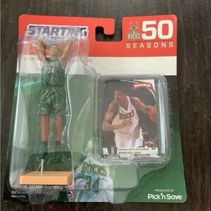 2018 Giannis Antetokounmpo Bucks Starting Lineup Rookie Card & Figurine RC Set